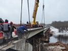 Продолжается ремонт моста через реку Шелонь в Дновском районе - 2022-04-08 17:05:00 - 5