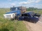 Легковушка и грузовик столкнулись в Великолукском районе - 2021-07-06 15:13:02 - 4