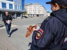 Полицейские Пскова поддержали Всероссийскую акцию «Георгиевская ленточка» - 2023-05-06 13:05:00 - 6