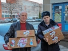 Псковские полицейские приняли участие в акции «Новогоднее чудо» - 2023-12-24 13:05:00 - 4