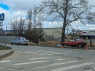 В Великих Луках автомобиль вылетел на тротуар и сбил знак пешеходного перехода - 2021-04-23 14:15:00 - 5