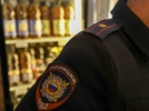 В Псковских магазинах проверяют сертификаты на алкоголь - 2023-06-08 13:35:00 - 8
