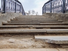 Ступени на Центральном мосту в Великих Луках разрушаются - 2023-04-19 14:25:00 - 11