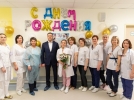 Михаил Ведерников поблагодарил медиков отделения патологии новорожденных - 2024-02-14 13:35:00 - 7