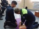 Инспекторы ДПС отработали навыки оказания первой помощи при ДТП - 2024-04-10 11:05:00 - 5