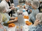 В Великих Луках для детей провели мастер-класс по приготовлению мороженого - 2023-01-18 13:35:00 - 5