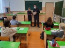 Сотрудники ГИБДД Великолукского района провели акцию «Безопасное детство» - 2021-03-31 14:13:00 - 5