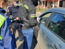 В Великих Луках прошла акция «Автомобилист, нас дома ждут дети!» - 2022-04-22 11:35:00 - 4