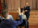 Полицейские встретились с лицеистами из Псковского района - 2024-03-24 12:05:00 - 6