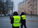 Дед Мороз и Снегурочка пожелали псковичам безопасных дорог - 2024-12-26 16:35:00 - 6