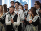 Последние звонки прозвучали в Великих Луках - 2025-05-24 12:19:00 - 8