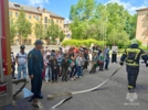 Великолукские пожарные рассказали школьникам о своей работе - 2025-06-05 11:35:00 - 7