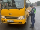 Полиция проверяет пассажирские автобусы в Великих Луках - 2025-06-17 14:05:00 - 4