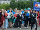 Выпускники Великих Лук отмечают свой праздник - 2025-06-28 21:47:00 - 9