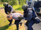Псковский ОМОН провел тренировку по задержанию преступников - 2025-08-04 12:35:00 - 4