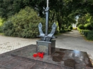 В Великих Луках завершено благоустройство Вечного огня и памятника подводникам - 2025-08-26 09:35:00 - 5