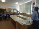 Сотрудники ГИБДД провели профилактическую работу с юными великолучанами - 2025-09-05 12:35:00 - 5