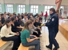 Школьники смогли почувствовать себя в роли дорожных полицейских - 2025-11-15 20:05:00 - 4