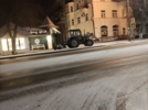 Великолукские улицы обрабатывают противогололёдными средствами - 2025-11-19 12:05:00 - 3