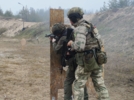 Сотрудники псковского СОБР «Гепард» провели занятия по огневой подготовке - 2025-12-11 10:05:00 - 4