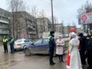 «Новогодний патруль!» вышел на великолукские улицы - 2025-12-23 11:05:00 - 3