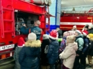 Великолукские школьники побывали в пожарной части - 2025-12-30 13:35:00 - 8