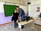 Сотрудники ИК-6 провели урок Мужества для пятиклассников - 2026-05-10 11:05:00 - 4