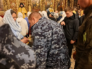 В Пскове росгвардейцы поклонились мощам святого Спиридона Тримифунтского - 2026-09-05 18:05:00 - 3