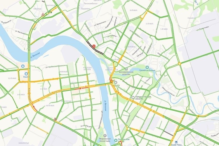 Псковских водителей просят объективно оценивать дорожную обстановку в часы-пик - 2021-05-03 17:00:00 - 2 Псковских водителей просят объективно оценивать дорожную обстановку в часы-пик - 2021-05-03 17:00:00 - 2