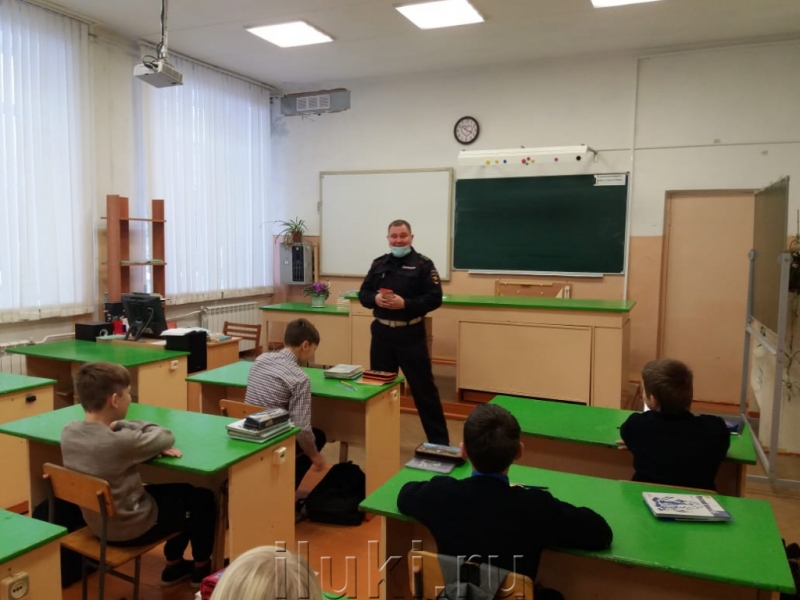 В Великолукском районе прошла акция «Засветись!» (ФОТО) - 2020-11-30 23:02:00 - 2