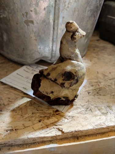 Хорошо сохранившуюся птичку-свистульку нашли археологи в Пскове - 2025-12-09 14:35:00 - 2