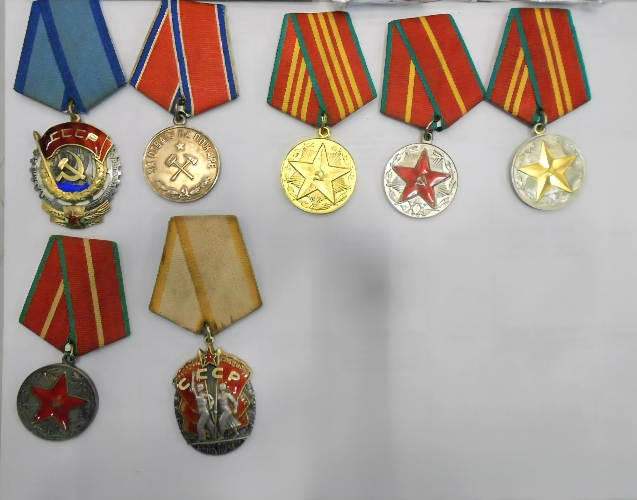 Таможенники пресекли контрабанду государственных наград в Германию - 2026-08-30 12:05:00 - 2