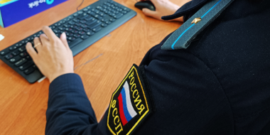 Судебные приставы Гдовского района нашли должника в Санкт-Петербурге - 2023-07-02 10:05:00 - 2