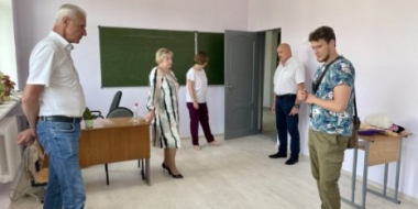В Стругах Красных подрядчик не успел закончить ремонт школы к 1 сентября - 2022-08-30 15:05:00 - 2