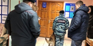 В Великих Луках проведен антинаркотический рейд по студенческим общежитиям - 2022-11-25 17:05:00 - 2