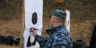 В УМВД по Псковской области прошли соревнования по стрельбе из табельного оружия - 2022-10-31 17:05:00 - 2