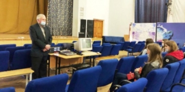 В Великих Луках полицейские организовали профилактическую встречу со студентами - 2021-04-22 09:13:00 - 2 В Великих Луках полицейские организовали профилактическую встречу со студентами - 2021-04-22 09:13:00 - 2