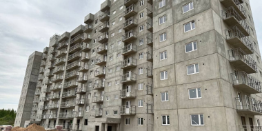 В Пскове идет строительство дома для переселенцев из ветхого жилья - 2023-05-16 13:35:00 - 2