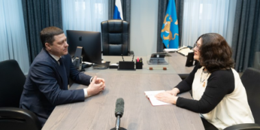 Меры поддержки педагогов Михаил Ведерников обсудил с председателем профсоюза - 2023-01-19 08:35:00 - 2