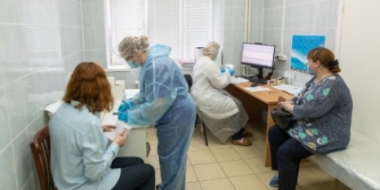 В Пскове первые родители выпускников прошли ПЦР-тестирование - 2021-05-18 12:36:00 - 2