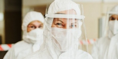 Правительство просит пожилых медиков, ушедших на самоизоляцию, выйти на работу - 2021-10-14 16:32:00 - 2