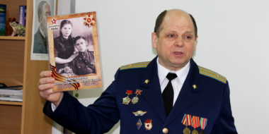 Полицейские провели Урок мужества для обучающихся псковского колледжа искусств - 2023-02-19 20:05:00 - 2