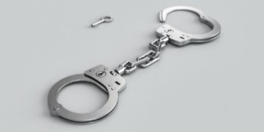 В ходе конфликта псковичка избила собутыльника - 2021-12-22 17:35:00 - 2