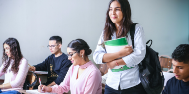 Школьных преподавателей хотят учить в вузе шесть лет - 2023-06-28 19:35:00 - 2