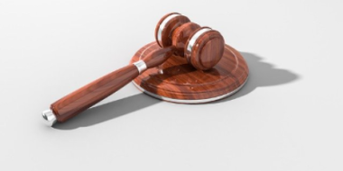 В Порхове перед судом предстанет подросток по обвинению в избиении отчима - 2021-04-01 11:12:00 - 2