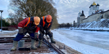 Началось строительство пешеходного моста через реку Пскову - 2024-02-21 09:35:00 - 2