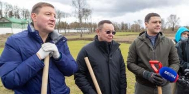 Объекты строительства в Псковском районе посетили Ирек Файзуллин и Андрей Турчак - 2021-04-26 09:35:00 - 2 Объекты строительства в Псковском районе посетили Ирек Файзуллин и Андрей Турчак - 2021-04-26 09:35:00 - 2