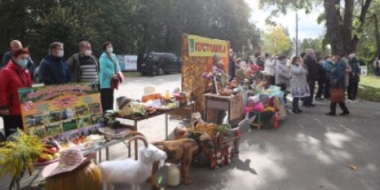 Губернатор пообщался с участниками конкурса «Ветеранское подворье» - 2021-09-15 13:57:00 - 2