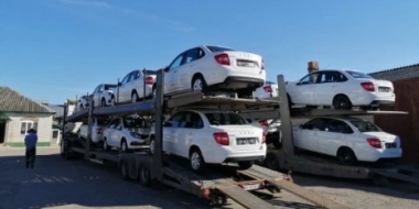 Первая партия автомобилей медслужбы поступила в Псковскую область - 2022-08-15 17:35:00 - 2
