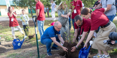 Аллею семейных ценностей заложили участники 2-го форума «Истоки» - 2023-07-10 08:35:00 - 2
